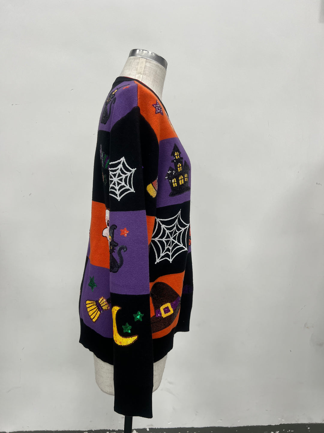 VINTAGE CHECKERED HALLOWEEN SWEATER (PREORDER)