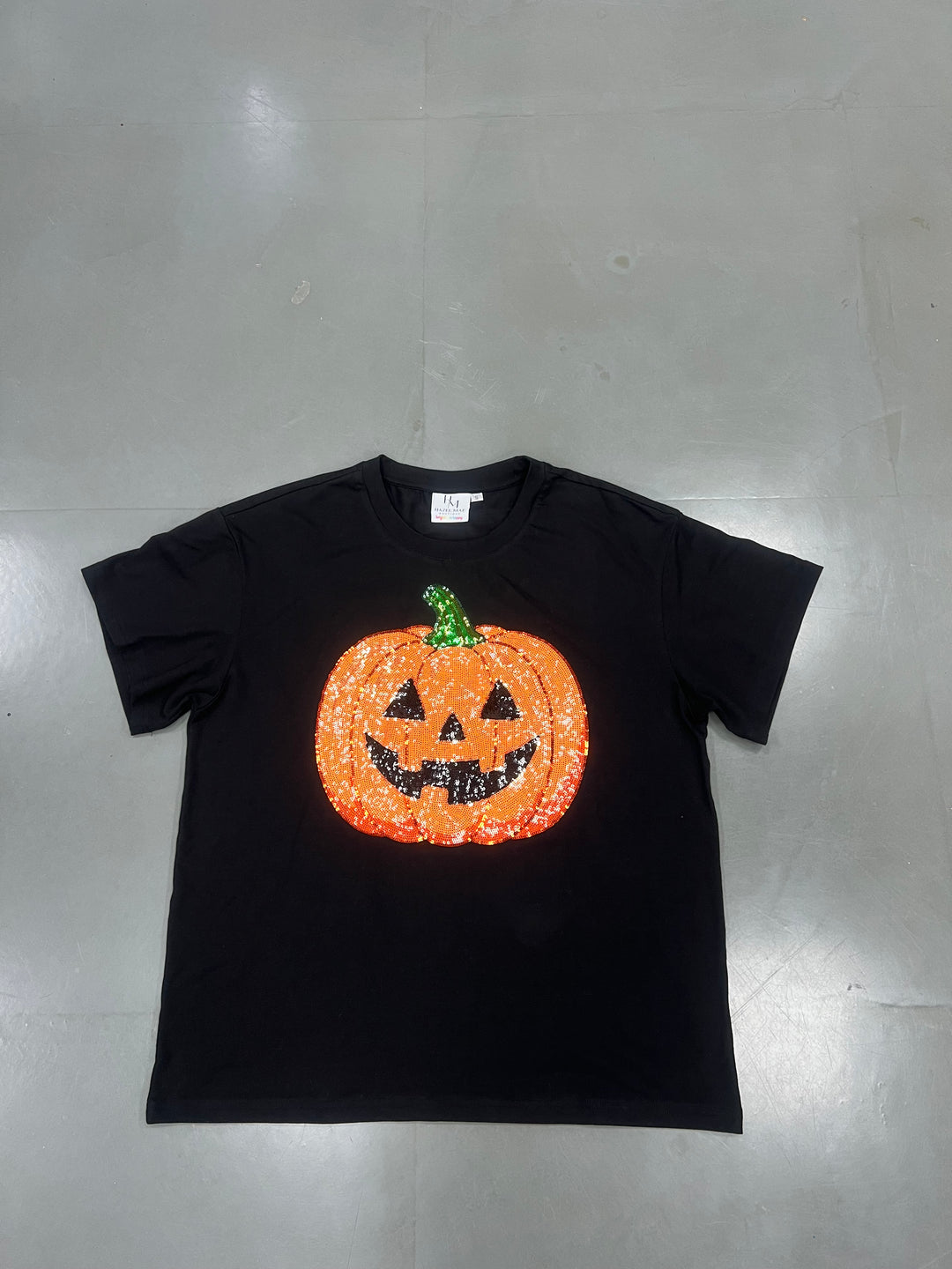 PUMPKIN BABE TSHIRT BLACK  (PREORDER)