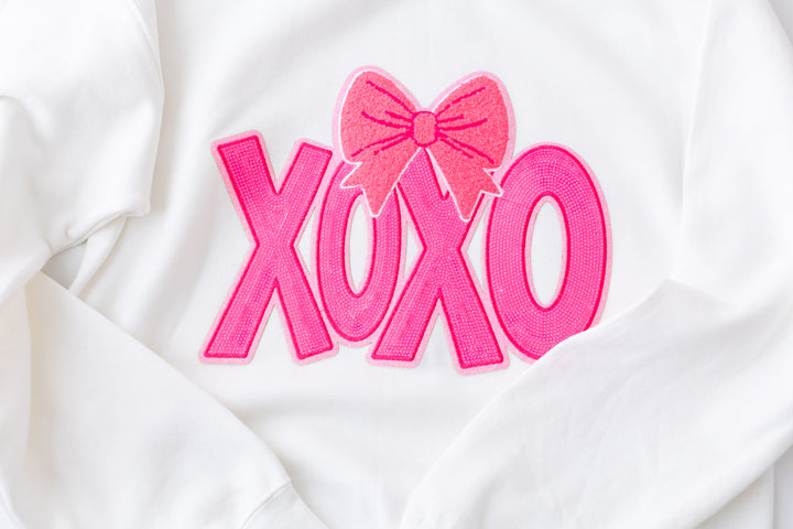 XOXO bow Pullover