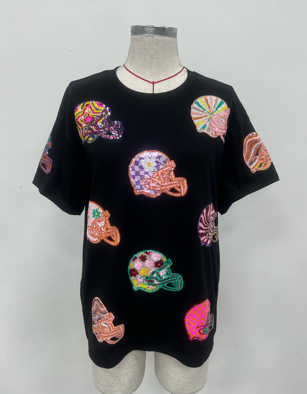 COLORFUL HELMET BLACK TSHIRT (PREORDER)